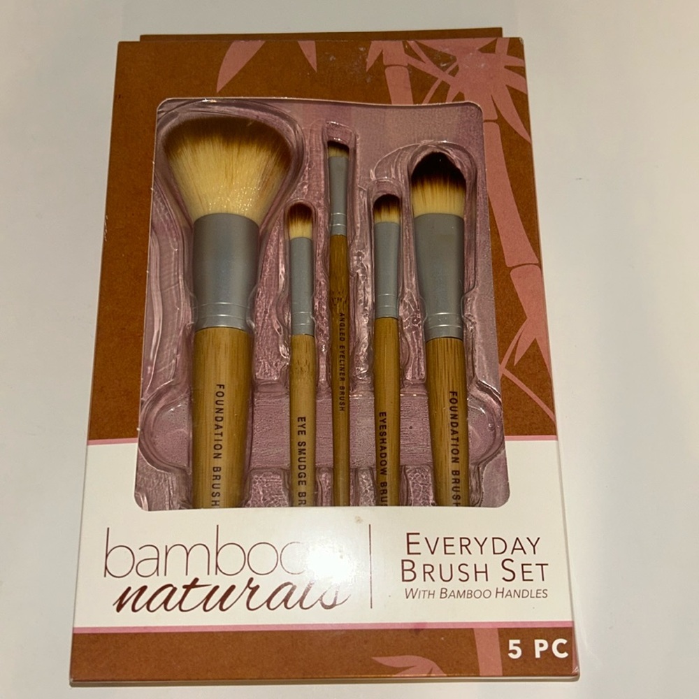 Bamboo Naturals NEW UNOPENED 5pc everyday brush set with bamboo handles